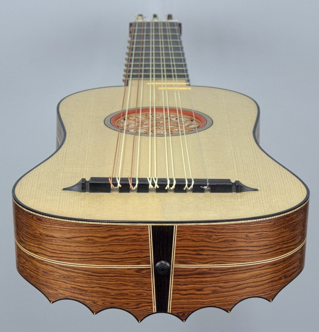 Dias model vihuela with fluted-back in african blackwood end view